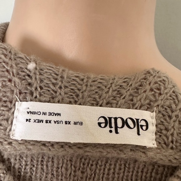 Elodie Collared Button Sweater - Picture 5 of 6